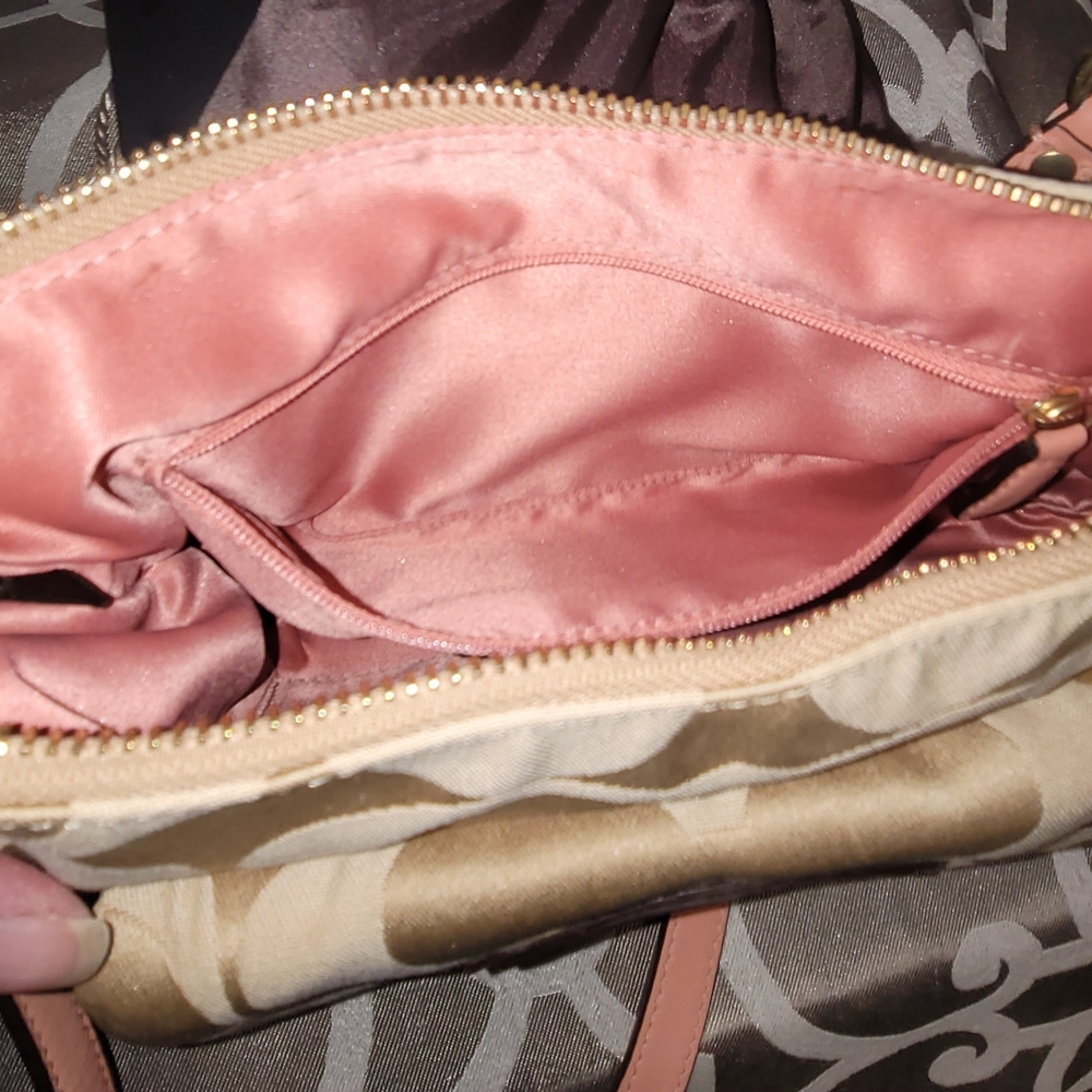 Coach Tan and Pink Crossbody Bag. With Dust Bag. - Picture 5 of 9